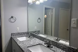 402 Oak Harbor Dr, Houston, TX 77062 - Photo 3