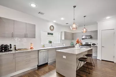 1333 W 22nd Street #F, Houston, TX 77008 - Photo 3