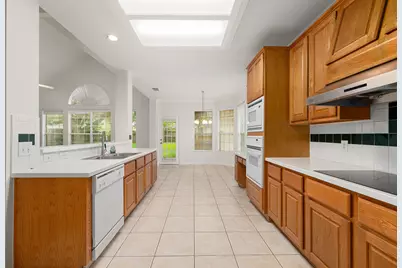 9423 Walnut Brook Court, Houston, TX 77040 - Photo 17