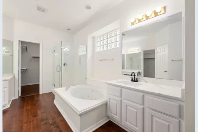 9423 Walnut Brook Court, Houston, TX 77040 - Photo 23