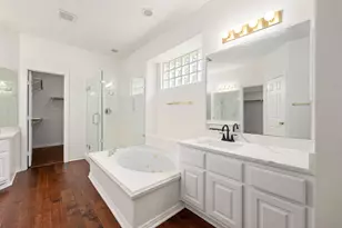 9423 Walnut Brook Ct, Houston, TX 77040 - Photo 23