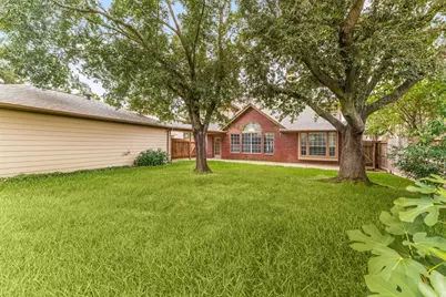 9423 Walnut Brook Court, Houston, TX 77040 - Photo 45
