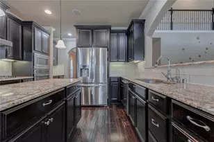 27810 Yorkshire Brook Ln, Fulshear, TX 77441 - Photo 13