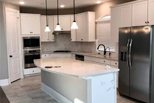 520 Pedernales St, Webster, TX 77598 - Photo 7