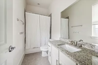 2618 Madeline Grove Drive, Houston, TX 77008 - Photo 17