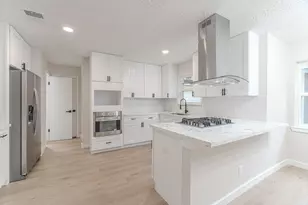 28814 Enchanted Dr, Shenandoah, TX 77381 - Photo 15