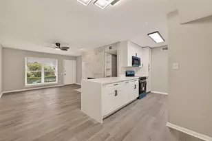 1860 White Oak Dr, Houston, TX 77009 - Photo 9