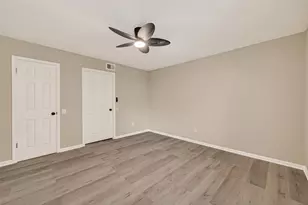 1860 White Oak Dr, Houston, TX 77009 - Photo 23