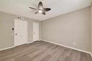 1860 White Oak Dr, Houston, TX 77009 - Photo 19