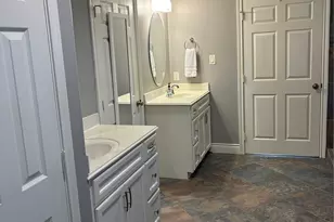 246 Debbie Ln, San Leon, TX 77539 - Photo 11