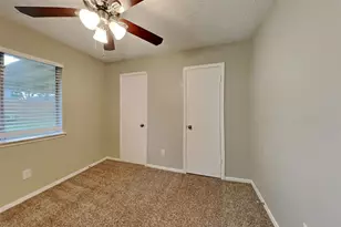 4718 Lost Lake Ln, Spring, TX 77388 - Photo 11