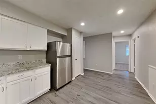 4718 Lost Lake Ln, Spring, TX 77388 - Photo 5
