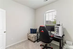 214 Water Grass Trl, Clute, TX 77531 - Photo 23