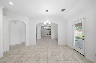 515 Pine Ridge Ct, Friendswood, TX 77546 - Photo 11