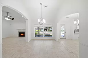 515 Pine Ridge Ct, Friendswood, TX 77546 - Photo 7
