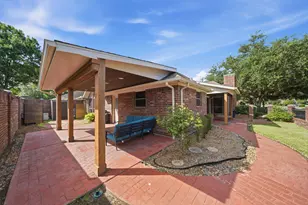 515 Pine Ridge Ct, Friendswood, TX 77546 - Photo 21