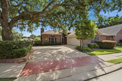 515 Pine Ridge Court, Friendswood, TX 77546 - Photo 3