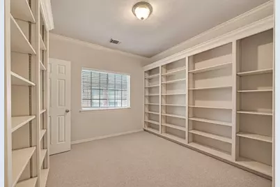 5779 Doliver Drive, Houston, TX 77057 - Photo 35