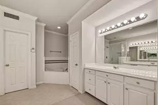 5779 Doliver Dr, Houston, TX 77057 - Photo 29