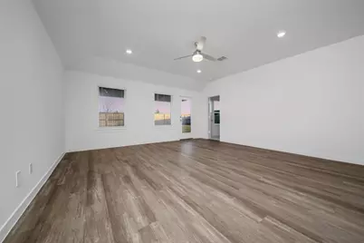 4306 Multnomah Falls Court, Conroe, TX 77303 - Photo 19