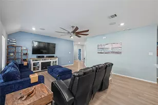 21779 Thicket Point Ln, New Caney, TX 77357 - Photo 9