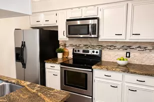 2220 Bering Dr, Houston, TX 77057 - Photo 9