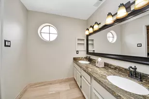 2220 Bering Dr, Houston, TX 77057 - Photo 19