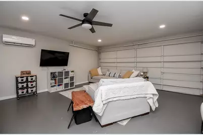 1915 Avenue B, Katy, TX 77493 - Photo 33