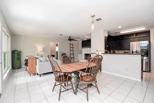 1915 Avenue B, Katy, TX 77493 - Photo 17