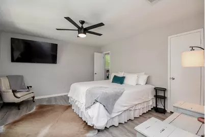 1915 Avenue B, Katy, TX 77493 - Photo 19
