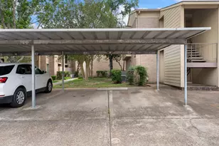 700 Thicket Ln, Houston, TX 77079 - Photo 43