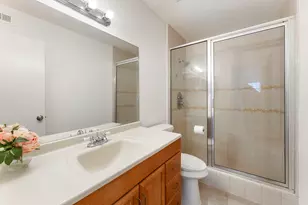 700 Thicket Ln, Houston, TX 77079 - Photo 23
