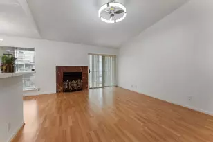700 Thicket Ln, Houston, TX 77079 - Photo 9