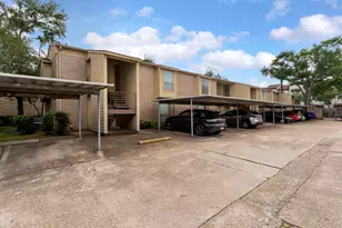 700 Thicket Ln, Houston, TX 77079 - Photo 45