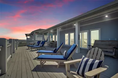 2728 Gillespie, Crystal Beach, TX 77650 - Photo 41