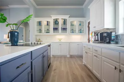 2728 Gillespie, Crystal Beach, TX 77650 - Photo 15
