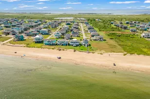 2728 Gillespie, Crystal Beach, TX 77650 - Photo 43