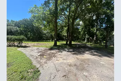 938 County Road 4700, Dayton, TX 77535 - Photo 5