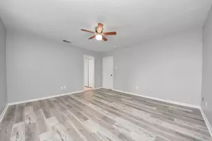 115 Squires Bend, Stafford, TX 77477 - Photo 27