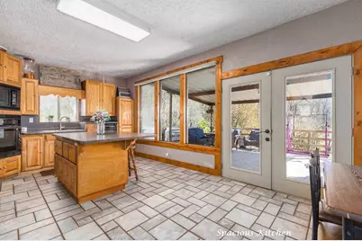 3921 Fm 1669, Huntington, TX 75949 - Photo 9