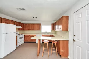 100 N Mattson St, West Columbia, TX 77486 - Photo 39