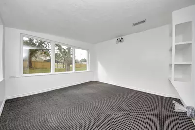 100 N Mattson Street, West Columbia, TX 77486 - Photo 3