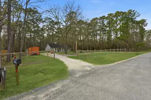 887 Co Rd 404, Dayton, TX 77535 - Photo 5