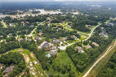 4406 Chateau Creek Way, Spring, TX 77386 - Photo 9