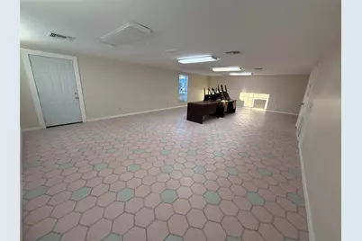 2302 45th Street, Galveston, TX 77550 - Photo 11