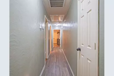 824 Betty Street, El Campo, TX 77437 - Photo 11