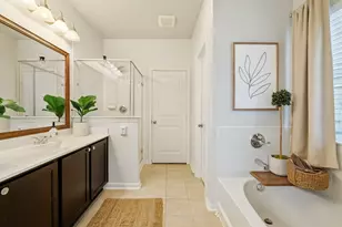 4414 Painted Bunting Ln, Baytown, TX 77521 - Photo 5