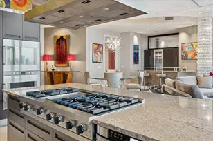 2727 Kirby Dr, Houston, TX 77098 - Photo 17