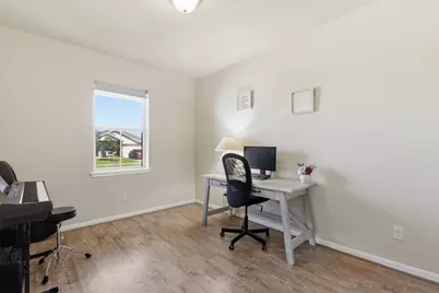 410 Walnut Branch Drive, Baytown, TX 77523 - Photo 13