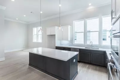 819 Bringhurst Street, Houston, TX 77020 - Photo 7